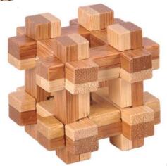 Interlocking-puzzle-model-7